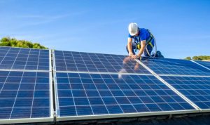 Installation et mise en production des panneaux solaires photovoltaïques à Pont-de-Roide